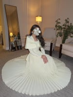 فستان نثينه