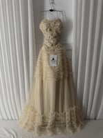 فستان علياء