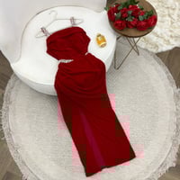 فستان مخمل مكشوف الساق انيق