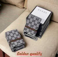 محفظة صغيرة من قوتشي