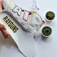 NIKE AIR MORE UPTEMPO "RAYGUNS