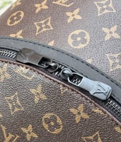 شنطة ظهر لويس فيتون