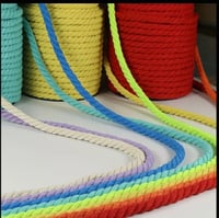 حبال أحذية كبيرة بعدة ألوان