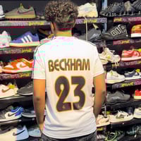 تيشيرت ريال مدريد بيكهام