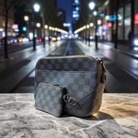 شنطة كتف لويس فيتون بالإضافة لمحفظة صغيرة