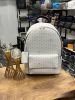 شنط ظهر قويارد