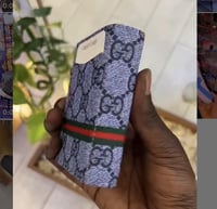 محفظة صغيرة من قوتشي