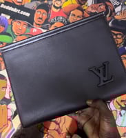 باوتشات لويس فيتون