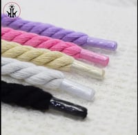 حبال أحذية كبيرة بعدة ألوان