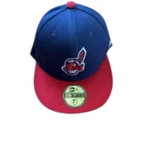 كاب نيوير مقفل