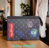 باوتشات لويس فيتون