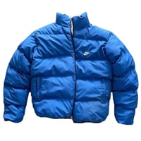 جاكيت دبل فيس من نايك أزرق