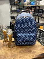 شنط ظهر قويارد