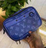 شنطة كتف لويس فيتون