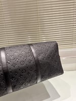 شنطة سفر لويس فيتون