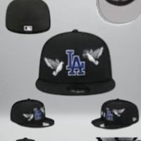 كاب نيوير مقفل