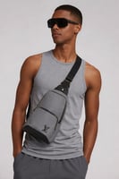 شنطة كتف لويس فيتون