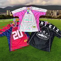 تيشيرتات كورتز