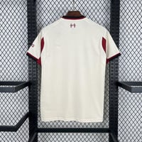 تيشيرت ليفربول الإحتياطي