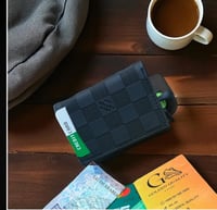 محفظة صغيرة لويس فيتون