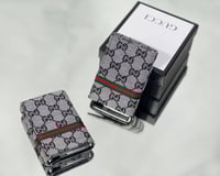 محفظة صغيرة من قوتشي