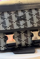 شنطة كتف لاكوست