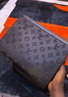 باوتشات لويس فيتون