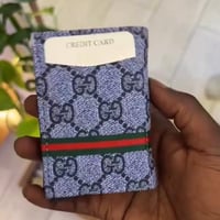 محفظة صغيرة من قوتشي