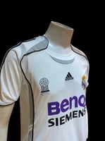 تيشيرت كلاسيك ريال مدريد 2006