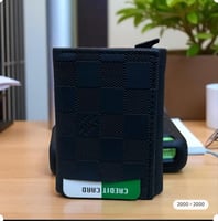 محفظة صغيرة لويس فيتون