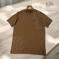 تي شيريت لويس فيتون كابس ديسترويد فلات غراوند قطن