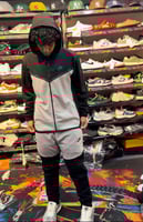 نايك سوبر تك فليس طقم كامل بسحاب