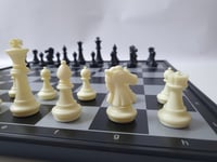 لوح شطرنج مغناطيسي كبير قابل للطي