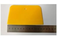 قطع بلاستيك لازاله الرواسب على الاسطح والتضليل