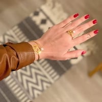 اسواره مع الخاتم بالاسم