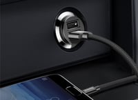 شاحن سيارة صغير فائق السرعة من باسيوس