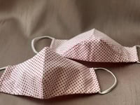 كمامة قماشية لون ابيض منقطة رقم #72