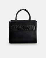 شنطة بمقاس واسع باللون الأسود