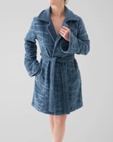 روب نسائي فاخر بلون أزرق