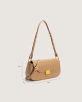 شنطة نسائية باللون البني