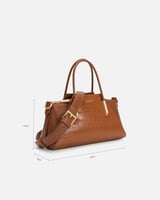 شنطة نسائية تعبر عن الثقة بمقاس متوسط بلون بني