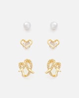 طقم هدايا نسائي بتصميم مميز