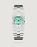 ساعة دُرة النسائية بسير ستيل بلون فضي