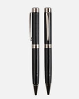 قلم رجالي مميز باللون الأسود والفضي
