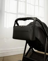 شنطة عملية وأنيقة مناسبة لعربات الأطفال بلون أسود