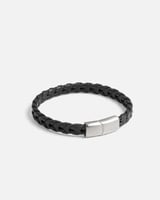 اسوارة رجالية جلد باللون الأسود