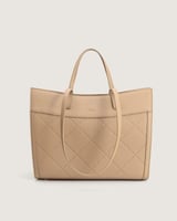 شنطة خُلود النسائية جلد بلون بيج