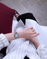 طقم نسائي يميز حضورك