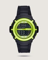 ‎ ساعة نسائية بتصميم عصري بلون أسود.