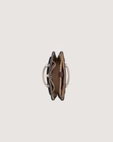 شنطة للعمل من الجلد بلون كحلي تناسب الجنسين.